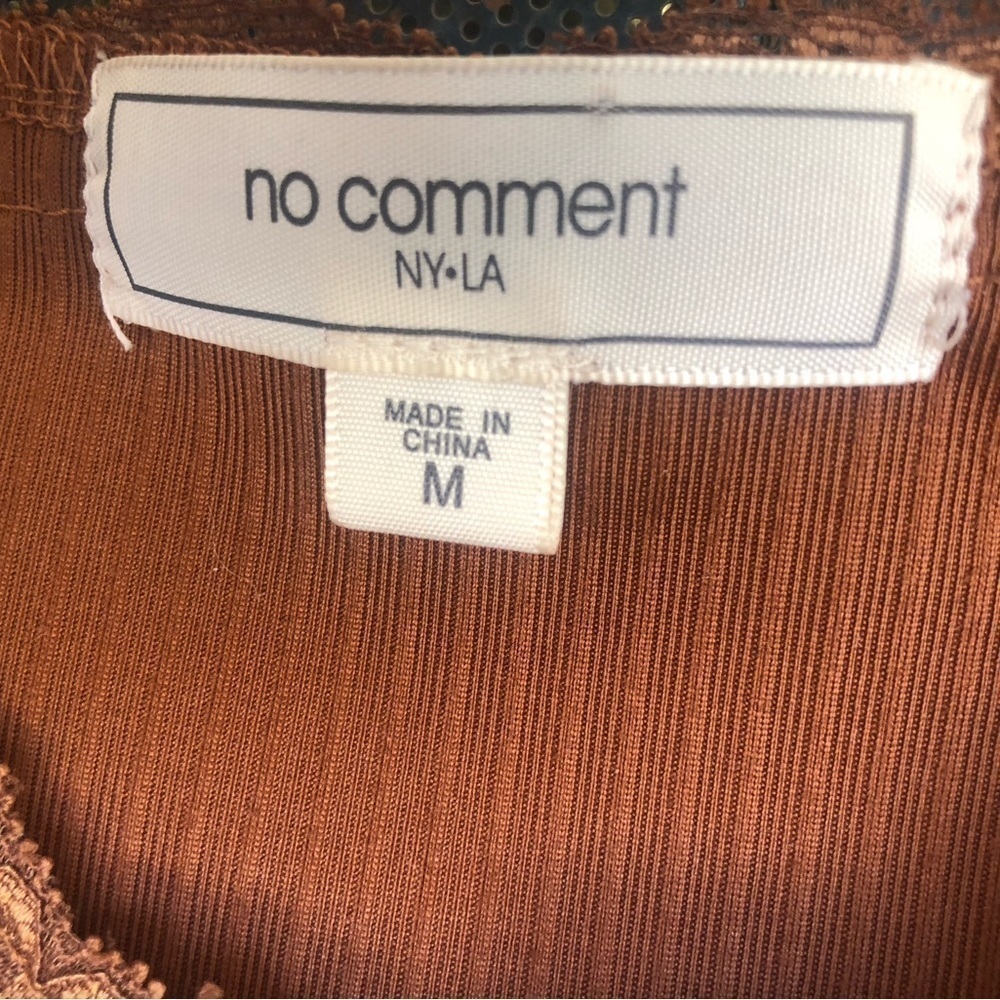 Juniors Medium; N.Y.L.A; Brown Top - Picture 3 of 3